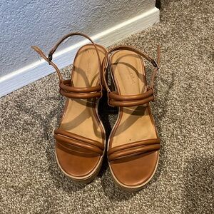 Universal Thread by Target Wedge Sandal